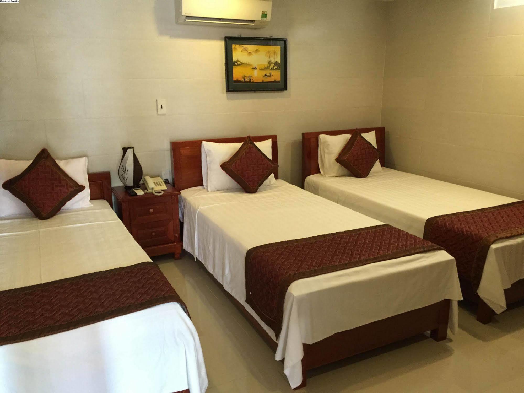 River Park Trademark River Park Homestayandhostel Hoian هوي ان المظهر الخارجي الصورة