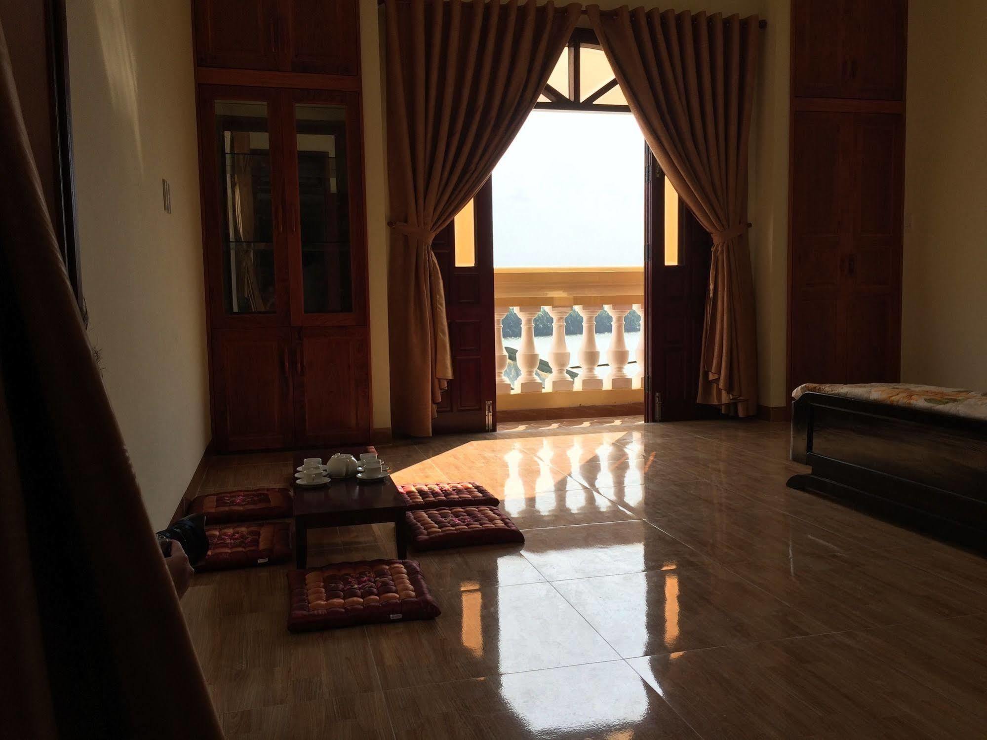 River Park Trademark River Park Homestayandhostel Hoian هوي ان المظهر الخارجي الصورة